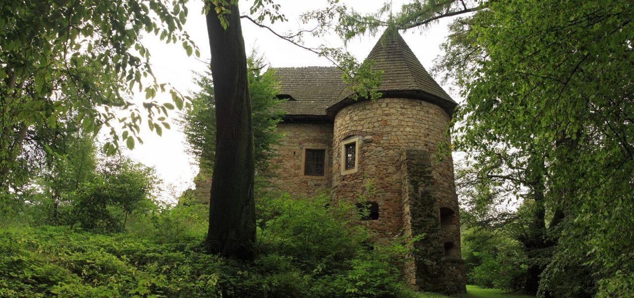 Dw&oacute;r obronny w Wieruszycach